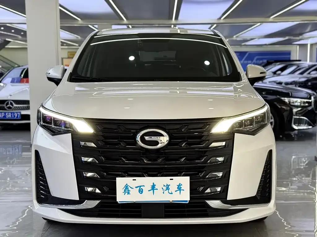 GAC Motor Trumpchi M6 — фото 5