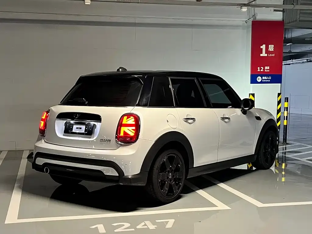 MINI Cooper (3-door) — фото 10