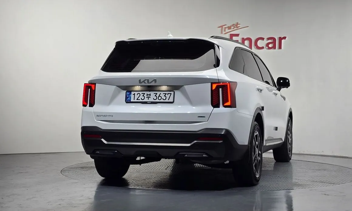 Kia Sorento — фото 8