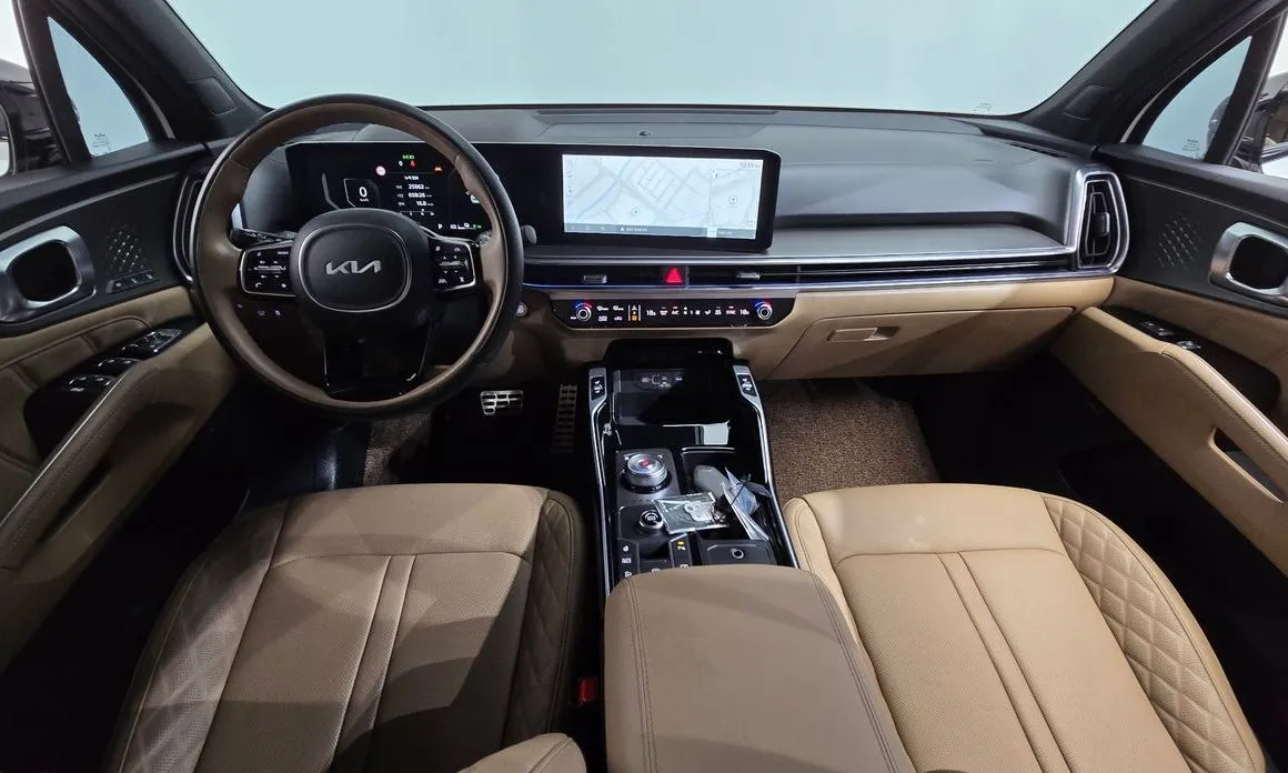 Kia Sorento — фото 6
