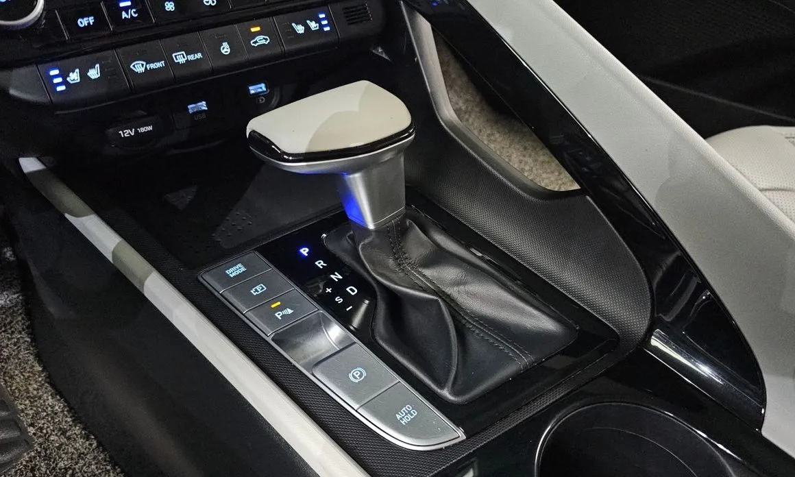 Hyundai AVANTE 2021 из KR, фото 6