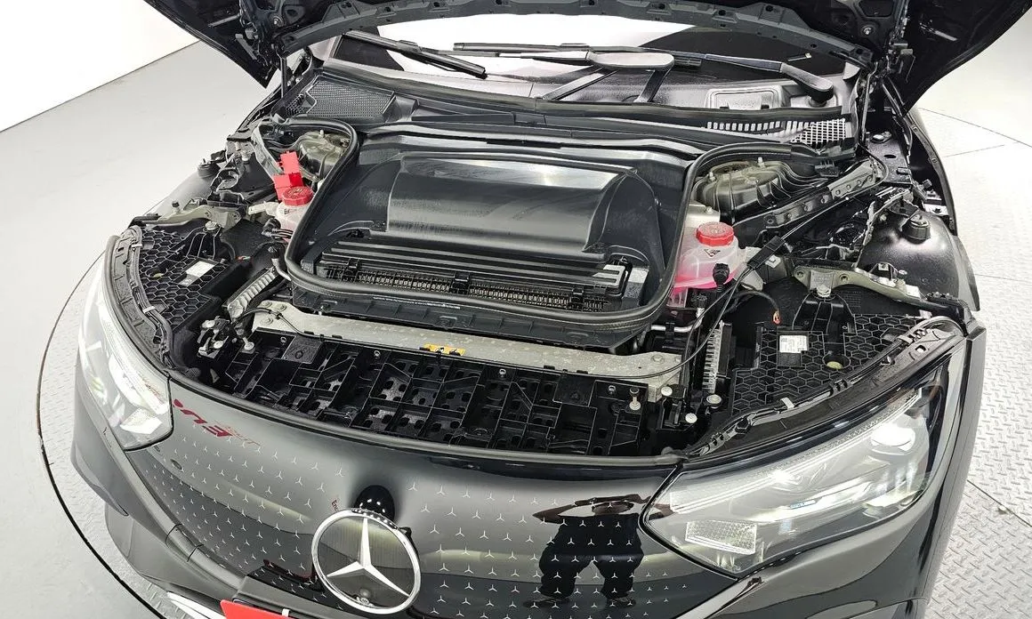 Mercedes-Benz EQE 2022 из KR, фото 10