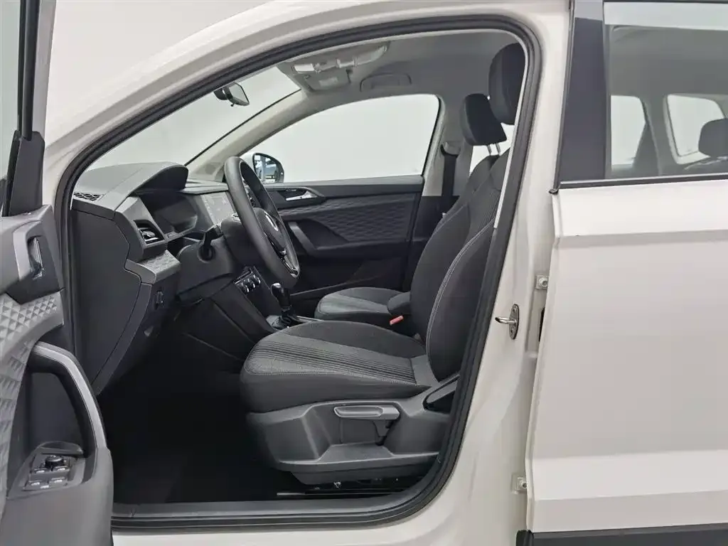 Volkswagen Tharu 2021 из CN, фото 4