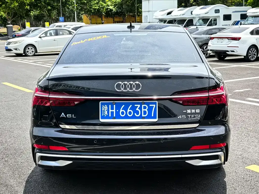 Audi A6L — фото 6