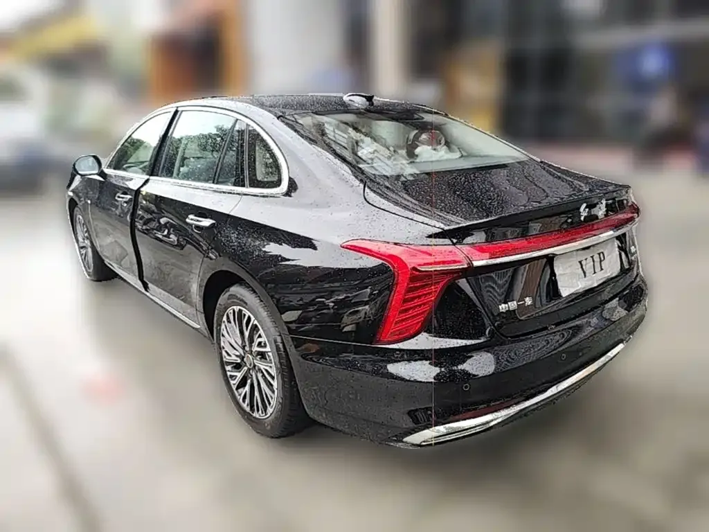 Hongqi H5 — фото 9