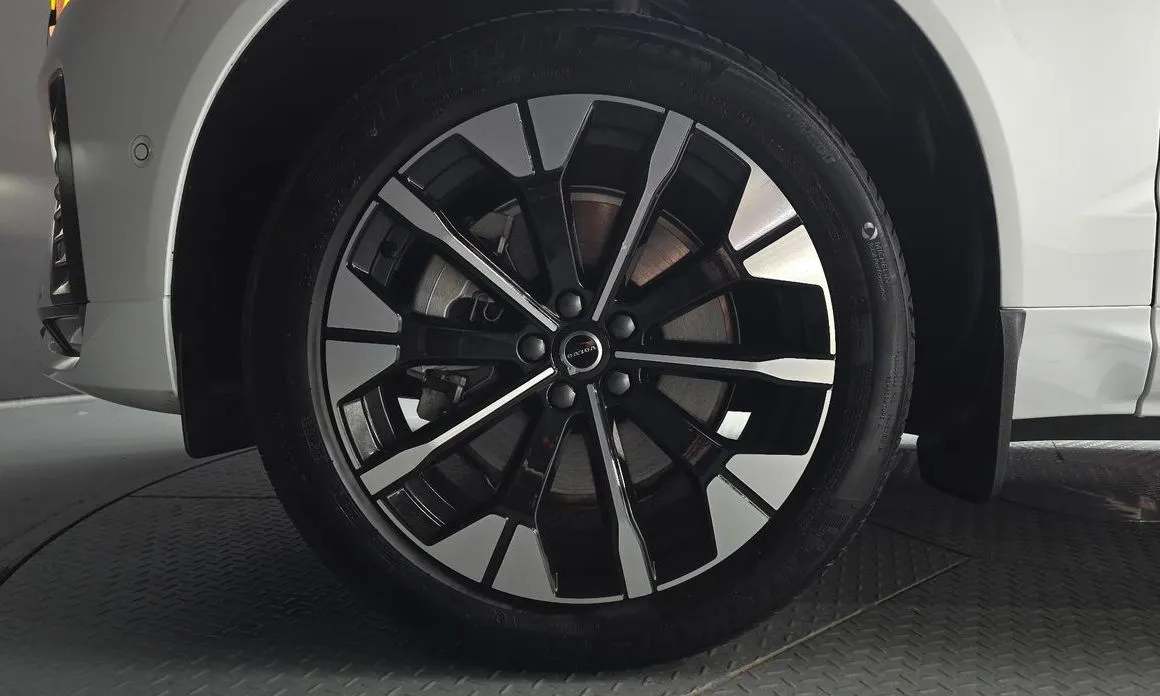 Volvo XC60 2026 из KR, фото 6