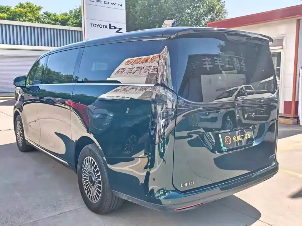 Geely Yizhen L380 2025 из CN, фото 7