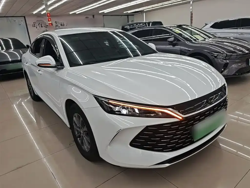 BYD Qin L — фото 7