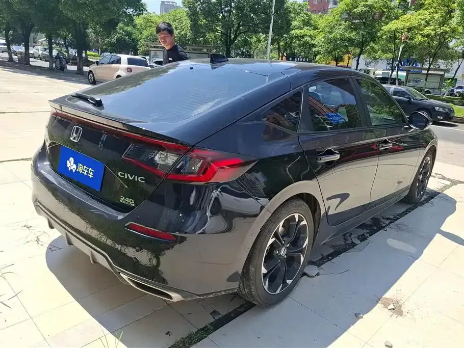 Honda Civic — фото 9