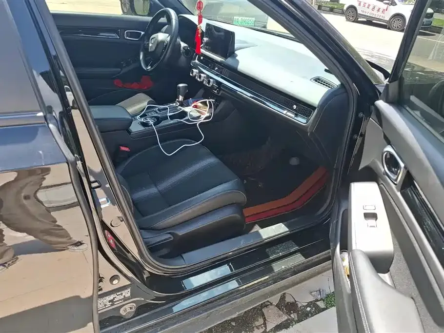 Honda Civic — фото 8