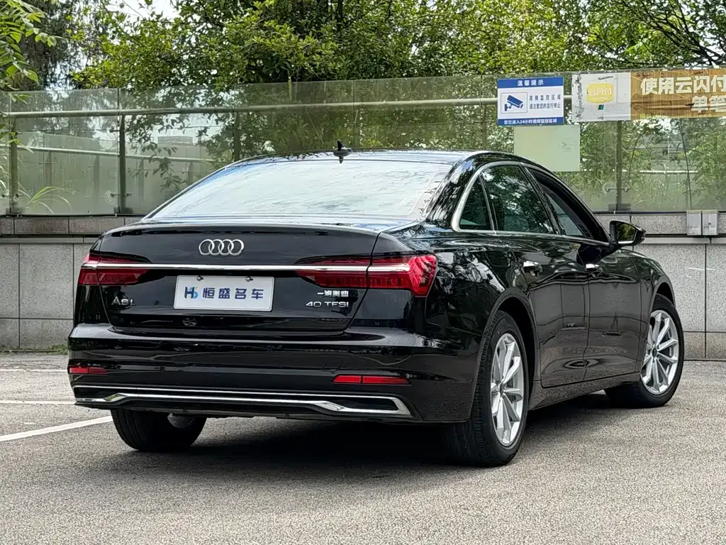 Audi A6L — фото 9
