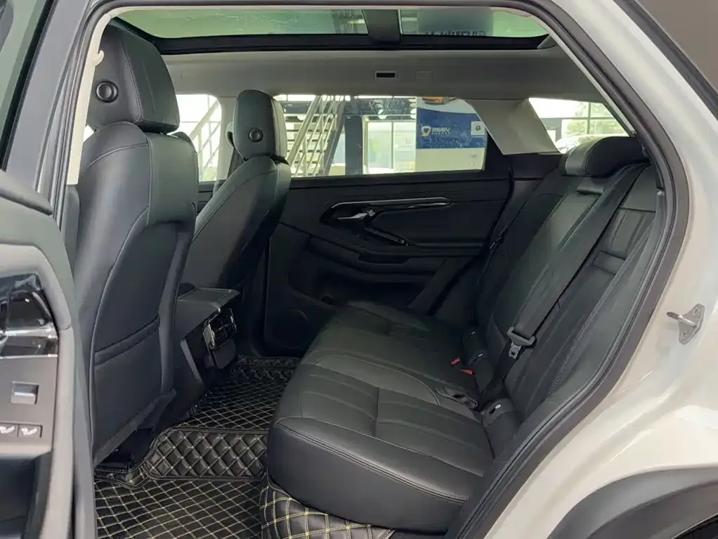Land Rover Evoque — фото 4