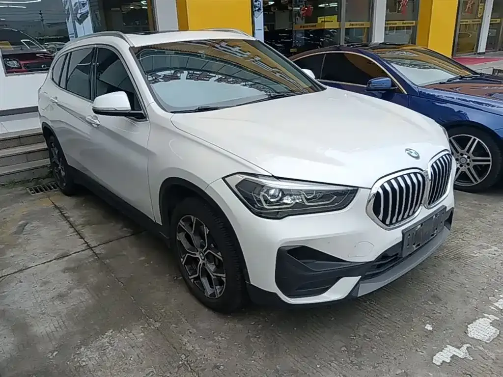 BMW X1 — фото 10
