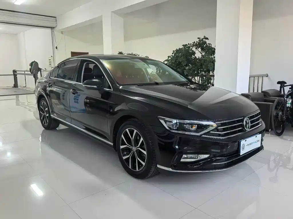 Volkswagen Magotan 2021 из CN, фото 2