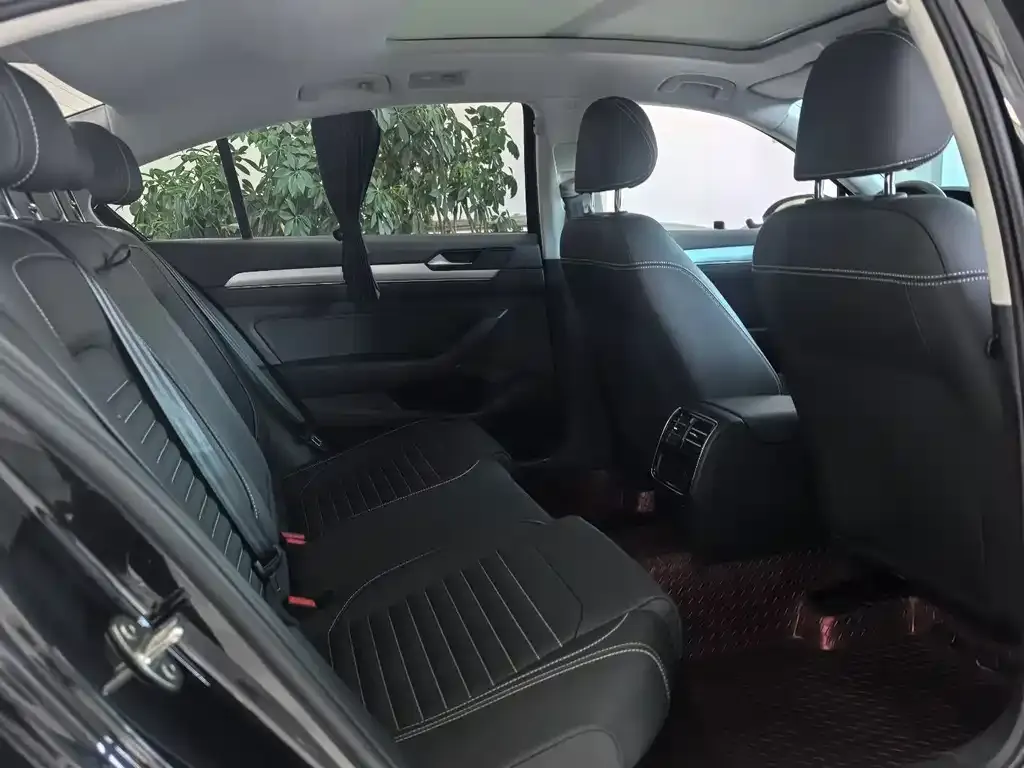 Volkswagen Magotan 2021 из CN, фото 7