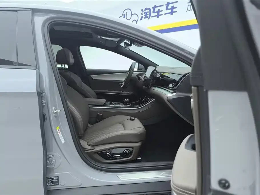 BYD Han 2025 из CN, фото 5