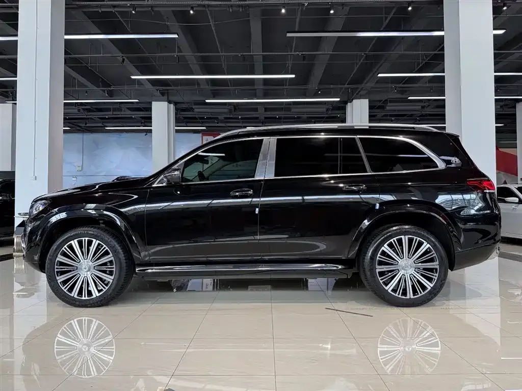 Mercedes-Benz GLS — фото 8
