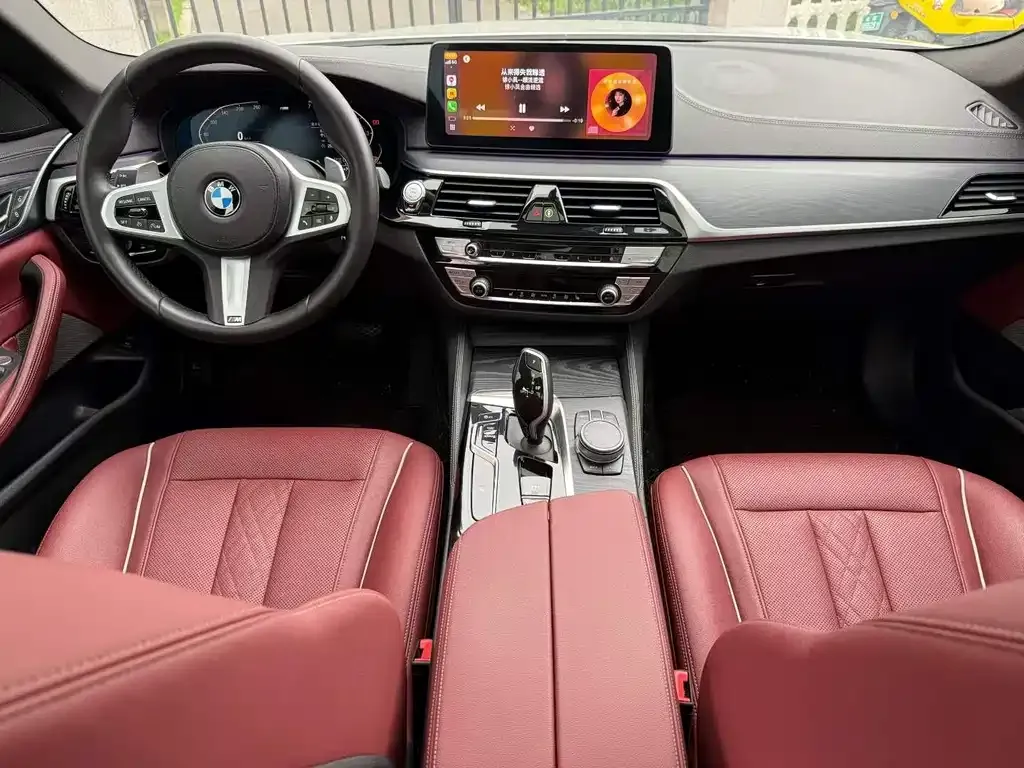 BMW 5 Series — фото 4