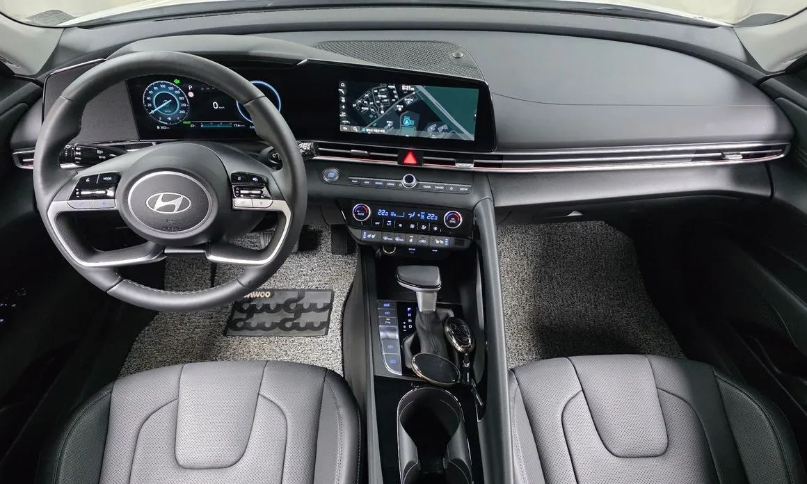 Hyundai AVANTE — фото 7