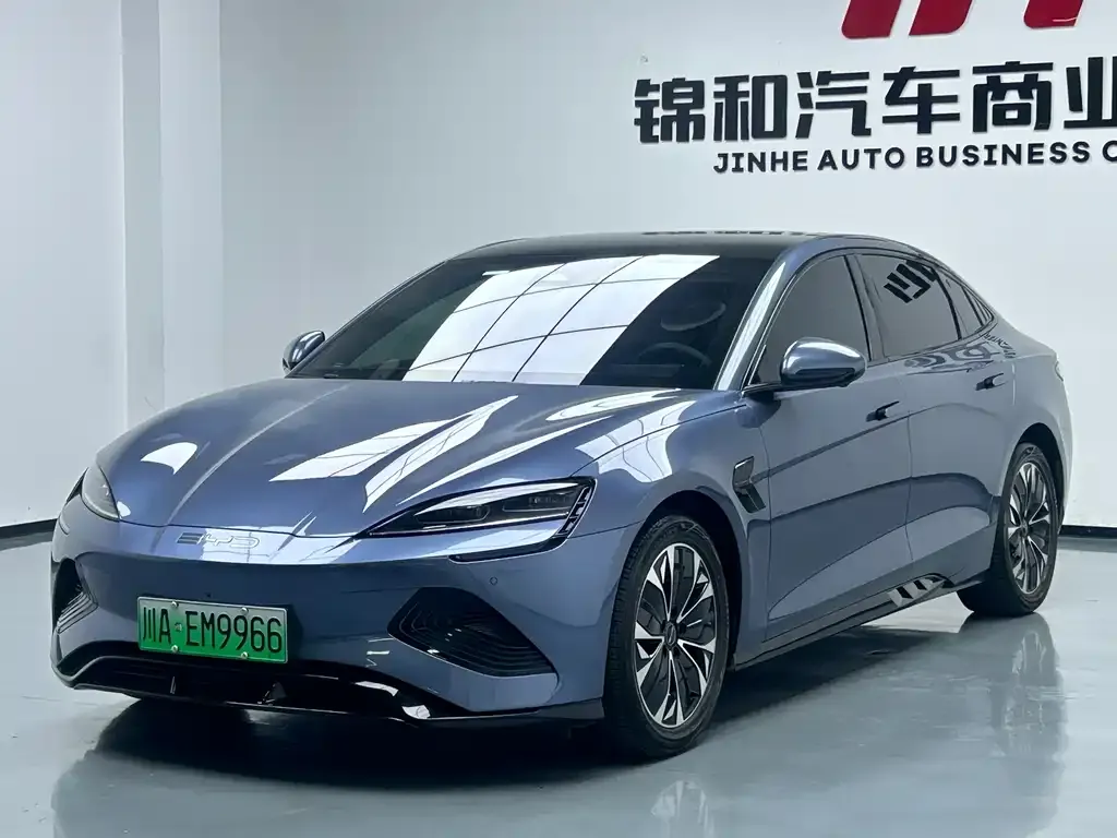 BYD Seal — фото 1