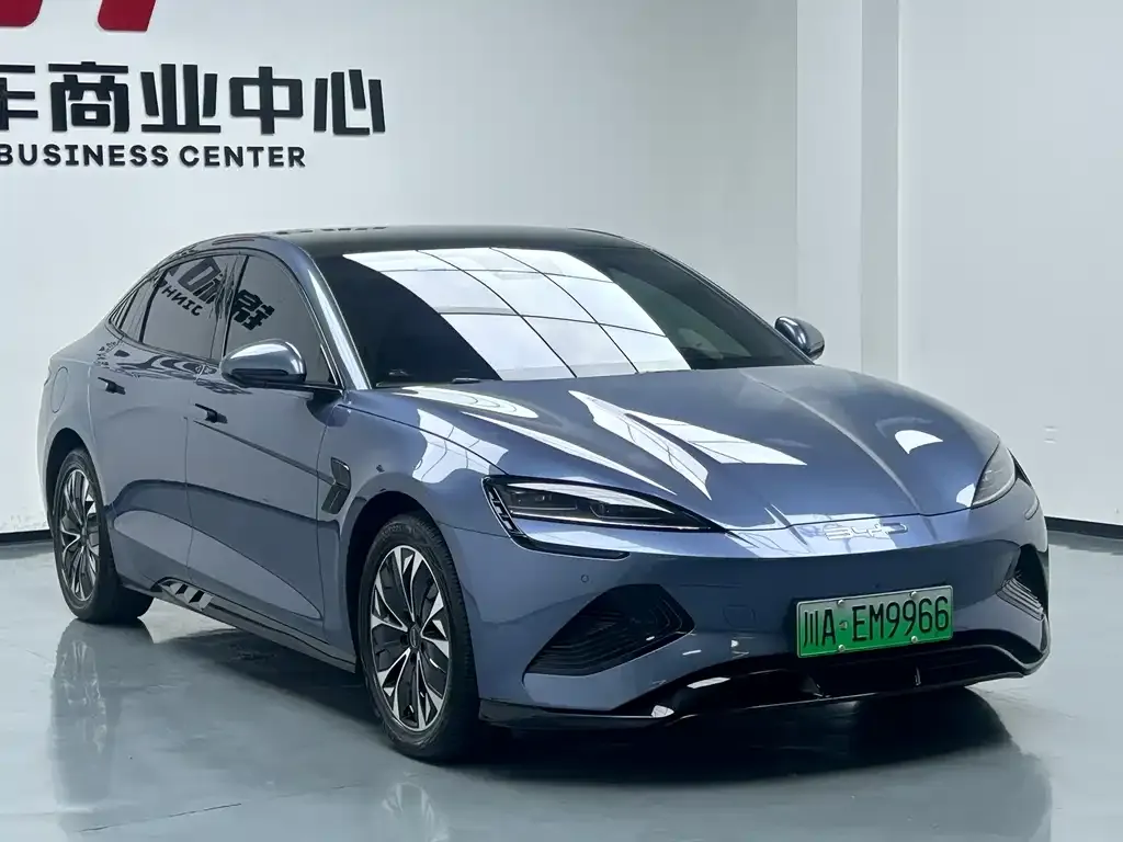 BYD Seal — фото 8