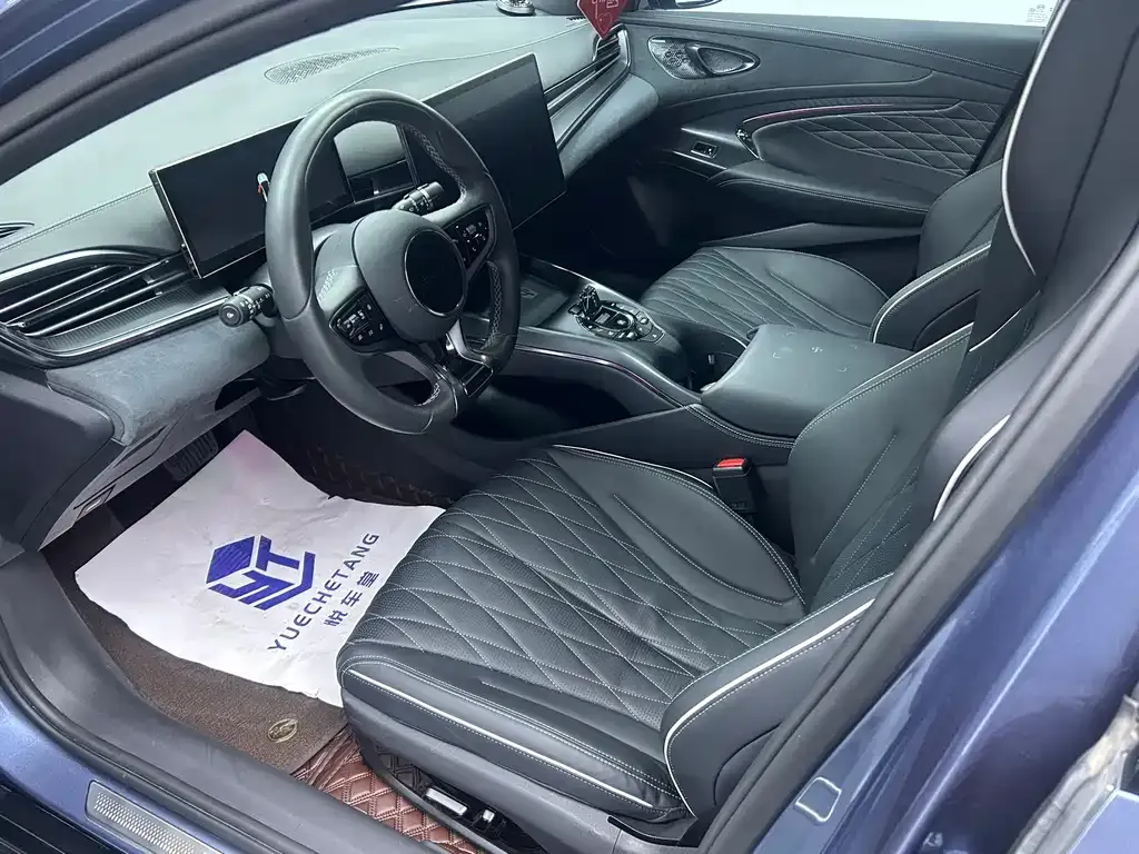 BYD Seal — фото 9