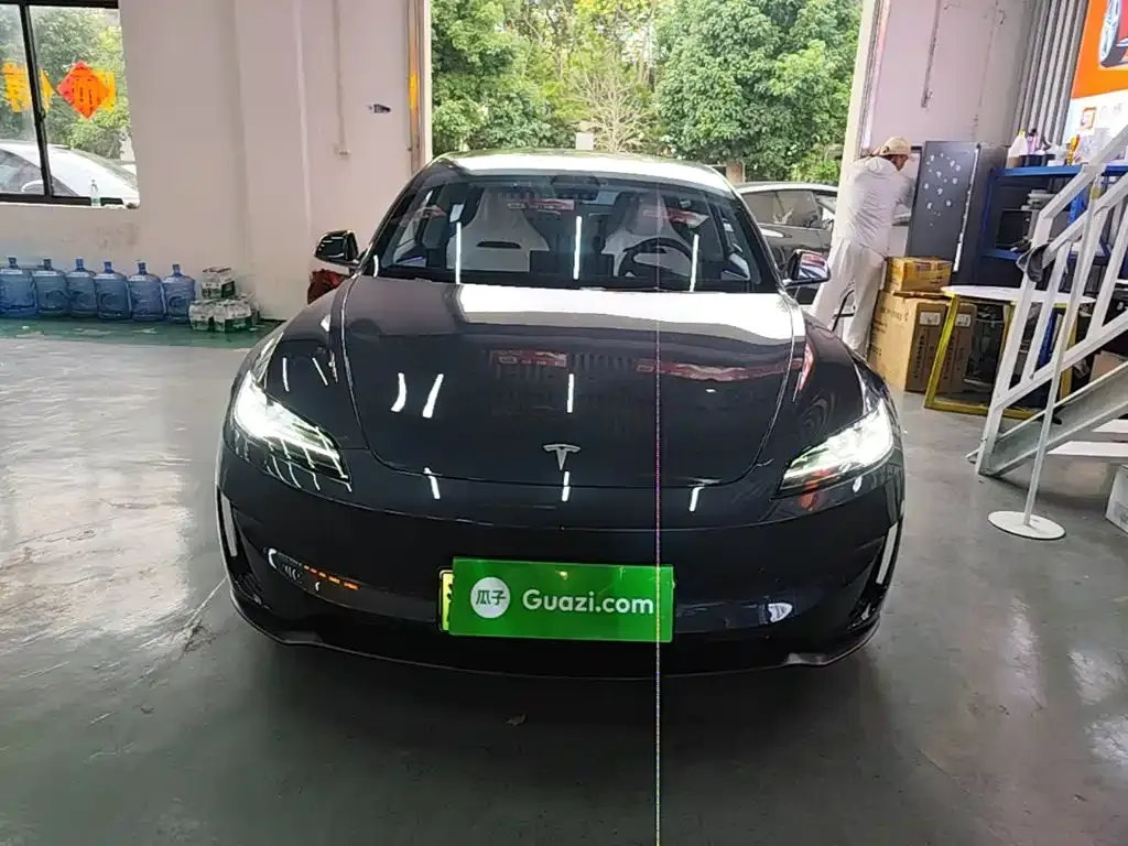 Tesla Model 3 — фото 4