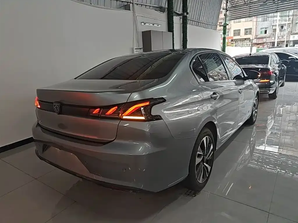 Peugeot 408 2025 из CN, фото 2