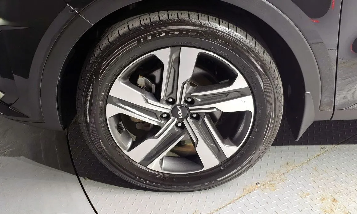 Kia Sorento 2023 из KR, фото 6