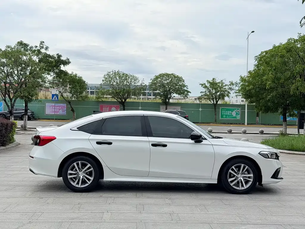 Honda Civic — фото 3