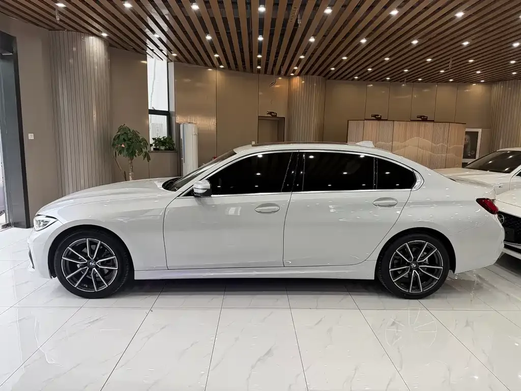 BMW 3 Series — фото 2