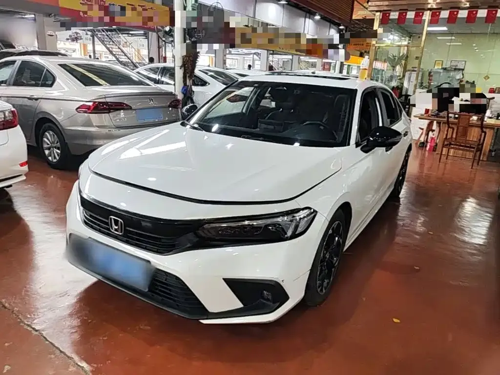 Honda Civic — фото 1