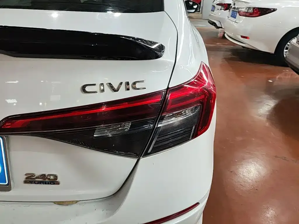 Honda Civic — фото 5