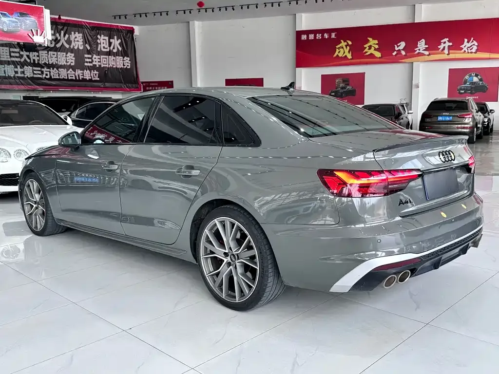 Audi S4 2024 из CN, фото 2