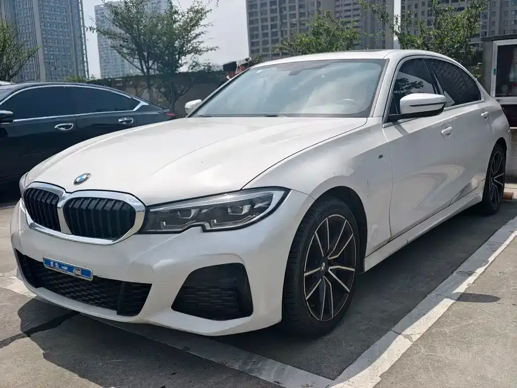 BMW 3 Series — фото 1