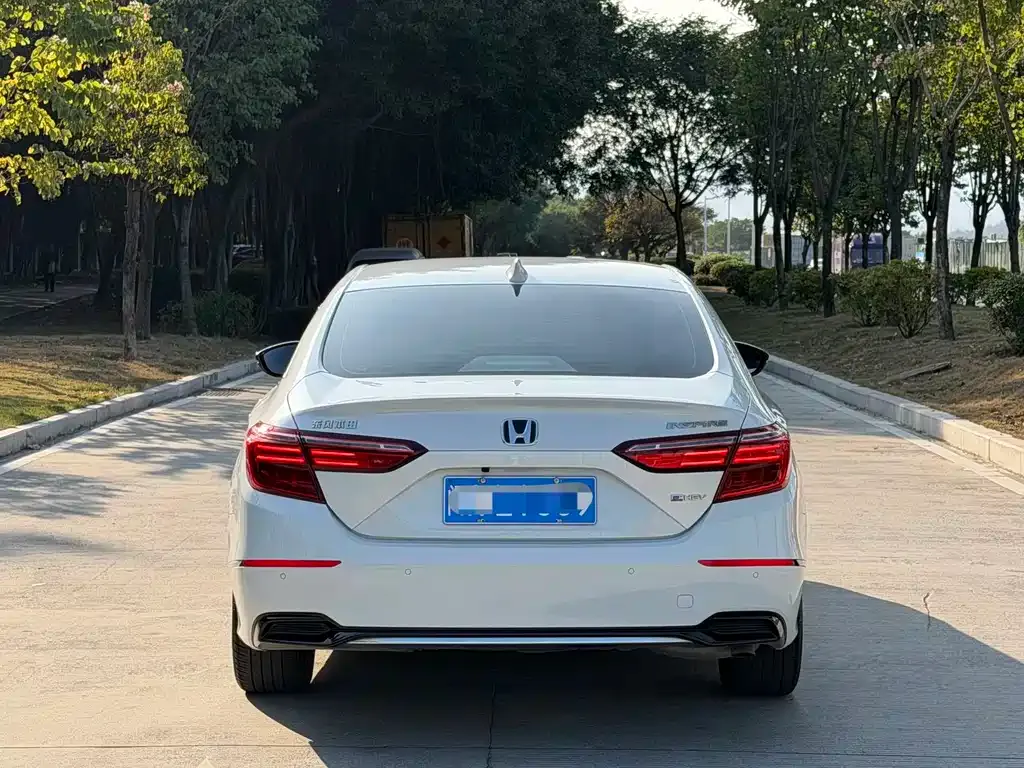Honda Inspire — фото 6