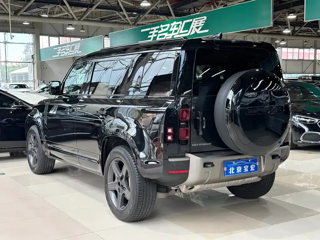 Land Rover Defender — фото 2