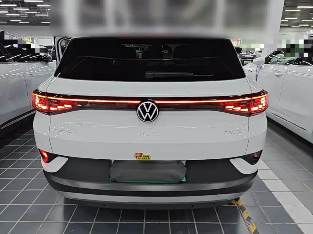 Volkswagen ID.4 Crozz — фото 10