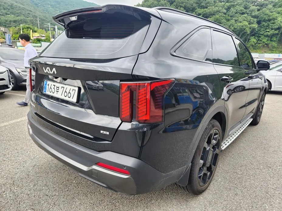 Kia Sorento — фото 7