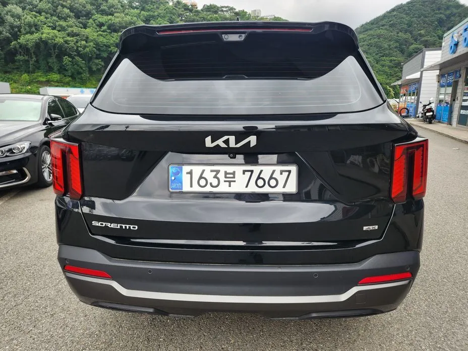 Kia Sorento — фото 6