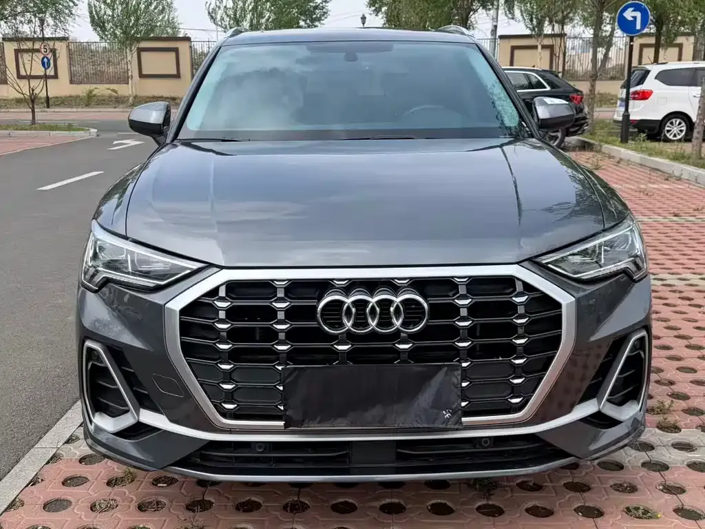 Audi Q3 — фото 5