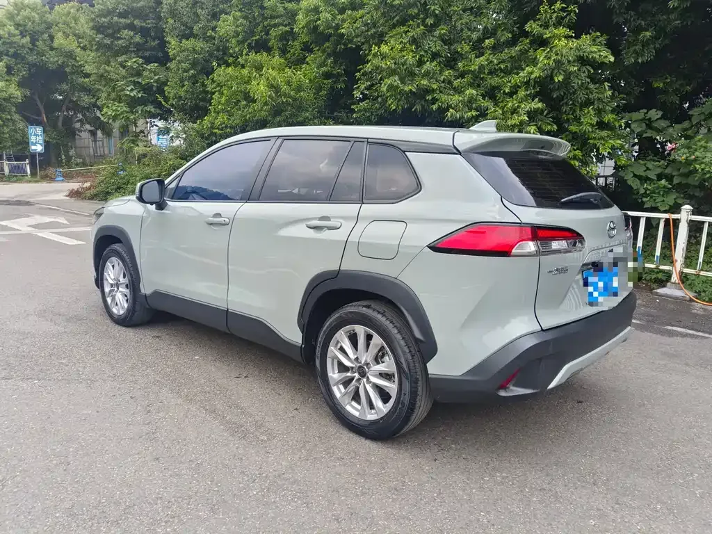 Toyota Corolla Cross — фото 4