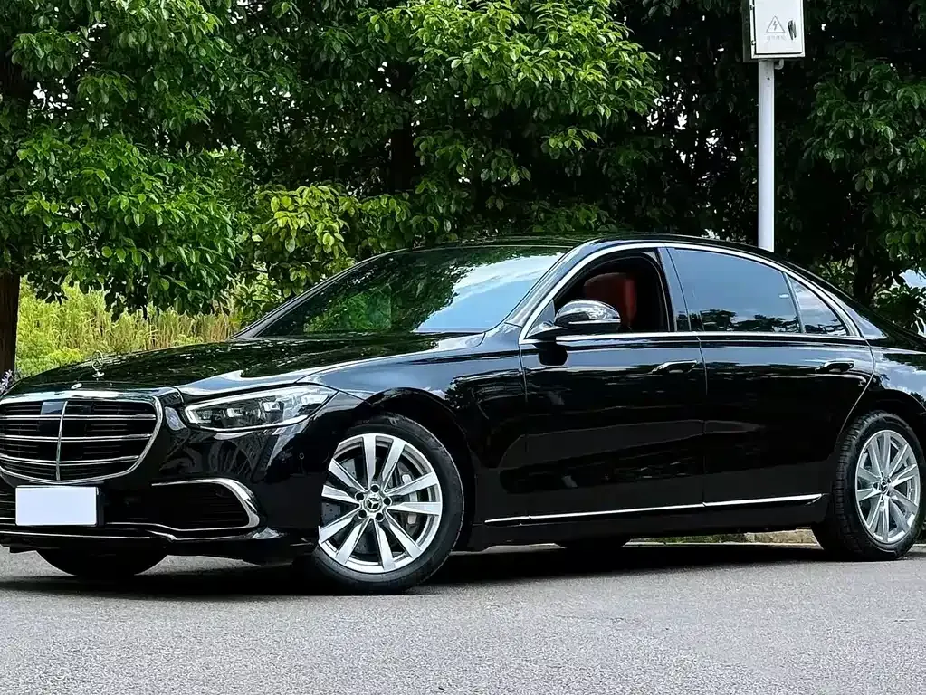 Mercedes-Benz S-Class — фото 1