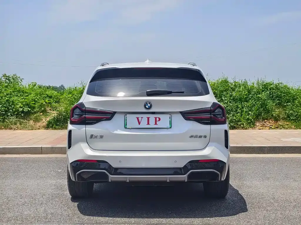 BMW iX3 2023 из CN, фото 8