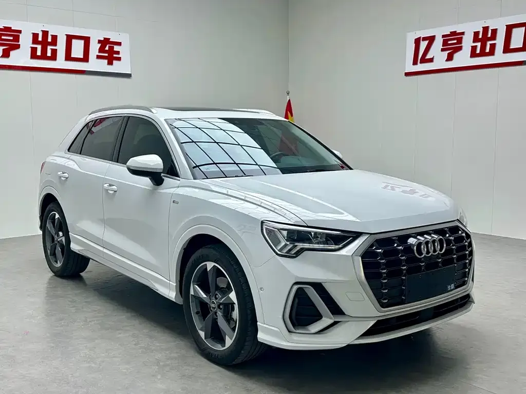 Audi Q3 — фото 4