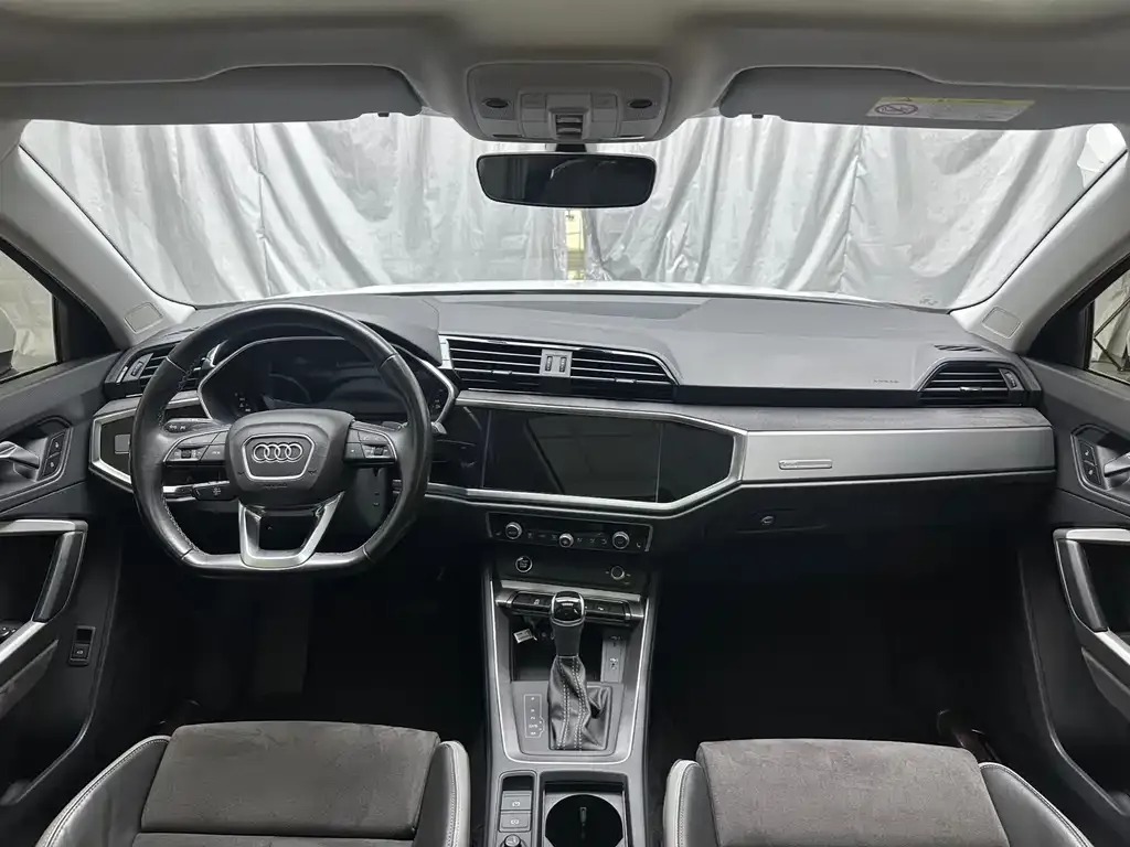 Audi Q3 — фото 2