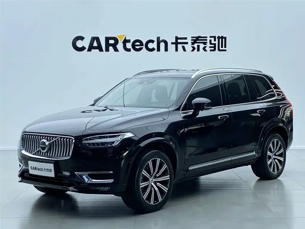 Volvo XC90 — фото 1