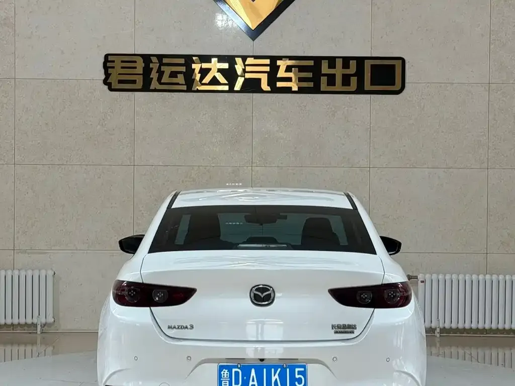 Mazda 3 Axela — фото 2