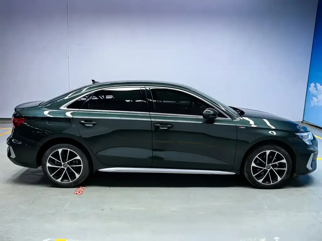 Audi A3 — фото 3