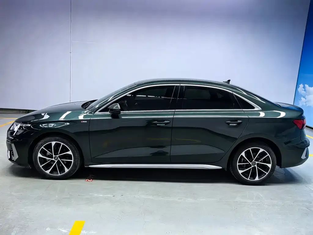 Audi A3 — фото 2